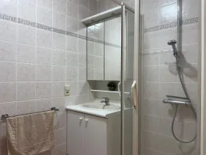 Modern Stay With Balcony & Seaview - Image 3