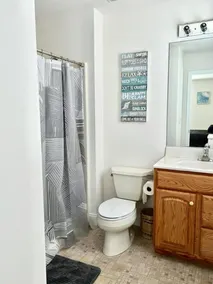 3 bedroom accommodation in Beach Haven Gardens - Image 2