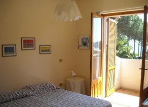 CAPITANA 8 Bedroom Villa with Direct Access to the Beach and Vast Garden - Image 4