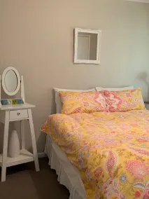 K & M Beach House din flugt - Image 4