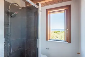 Villa Mendolia Hot Pool and Design - Image 5