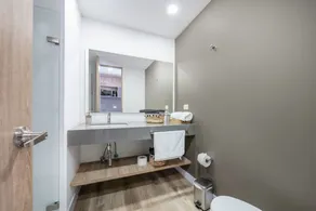 Go Living 1312 · New Loft with kitchenette, AC, GYM and coworking - Image 5