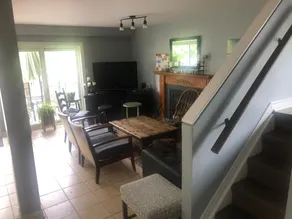 Cottage by the beach - Image 2