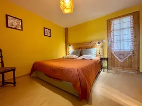 Restored 19th-Century Farmhouse with Garden, Near Trails & Attractions - Image 4