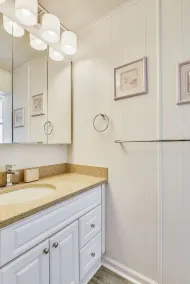 Oceanfront, 1br Pristine 1 Ba Condo, Relax ressourcez By The Sea. - Image 2
