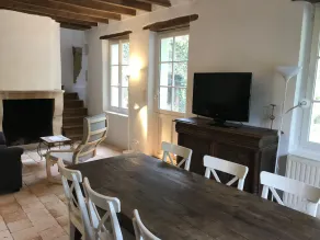 The house to the coffee makers - Image 4