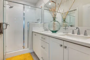 12 Mi to Dtla! Multi-level Charmer w/ Pool Access - Image 5