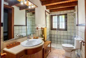 Carbonell, villa with pool close to the sea. - Image 2