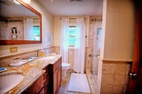 Charming Coastal/Country Home w/3 Acres & Sauna! - Image 5