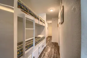 RRC A108 Cozy Comal River Haus - Image 4