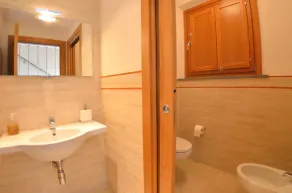 Ferienhaus mit privatem Pool,  W-LAN, TV, Innenhof, Haustiere erlaubt, Panoramablick, bei Lucca - Image 2