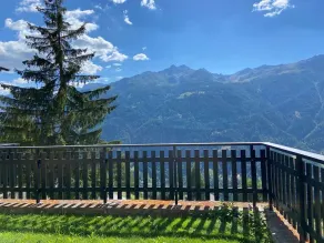 Outside: Ground floor flat for 2 persons, private garden with garden furniture and nice view, shuttl - Image 4