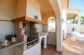 Luxury all inclusive villa in Denia with Panoramic Views - Image 5