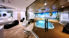 Sybaris Pool Suites Mequon - Image 4