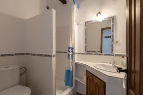 Holiday Home \"Los Algarrobos Gaucin\" with Mountain Views, Pool, Balcony & Terrace - Image 2