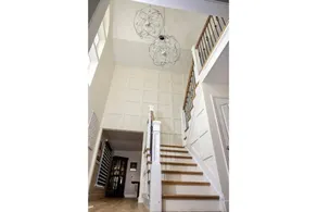 Modern 5 BR Stay Minutes From LBI - Image 2