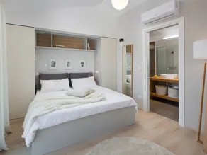 Alleinstehendes Ferienhaus mit privatem Pool,  W-LAN, Whirlpool, Klimaanlage, TV, Terrasse - Image 5