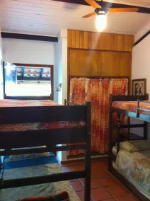 Jacaranda Place 125. 000m2, Headquarters overlooking the Lake, Pool, Court, Orchard - Image 4