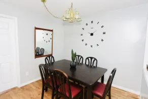 Spacious perfect 2BR in prime location - Image 5