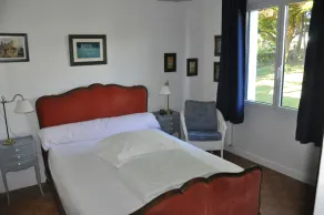 Maison bretonne au bord de la plage - Image 5