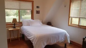 WIFI!! Big Oak Cabin, ozarks, hot tub, rivers! - Image 5