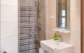 Gorgeous Home In Kmeti With Wi-Fi - Image 3