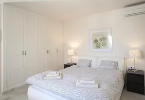 Fantastic renovated villa annex - Image 5
