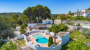 Villa Mas Blanc - PlusHolidays - Image 2