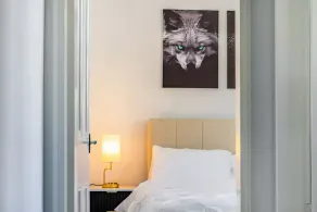 3BR Retro Escape ICC & Darling Harbour - Image 5