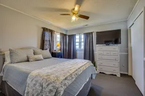Cheerful Wishes- 3 Bedroom House To Yourself - Image 4