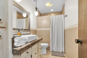Lakefront Escape On Lake Hudson 5 Bedroom Cabin, Pet Friendly! - Image 3