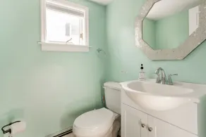 Lake Front Home in Plattsburgh - 4BR Sleeps 11! - Image 4