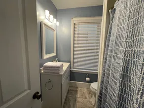 Lovely 3-bedroom City Escape - Image 4