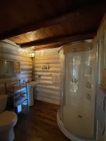 Waterfront, boats included, Cozy cabin on private lake, 25 minutes from TC. - Image 5