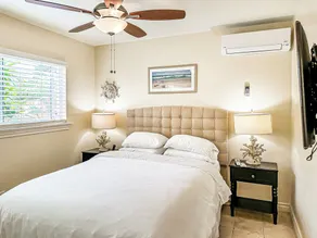 Stylish Coastal Getaway #3 - Image 4