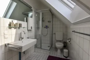 Comfortable vacation apartment with a garden, sauna, and beachfront location in Cuxhaven - Image 5
