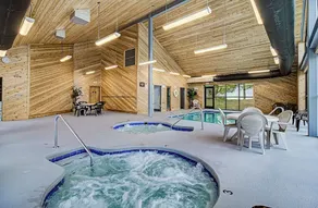 Good Vibes Only Studio Condo for 2 wifi pool WFH - Image 4