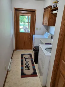 Large, cozy lake home near Round Lake Farm, Nordic Center, Road America, Lambeau - Image 2