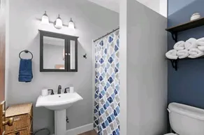 *Relaxing Southern Comfort Retreat*- 5mins from Downtown - Image 3