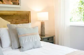 Affordable Cairns Getaway: Cosy, Convenient, and Full of Charm - Image 5