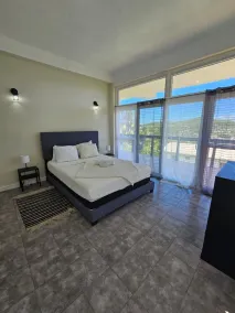 Luxurious, Spacious, classic 2 bedroom in Grandanse amazing beach view - Image 4