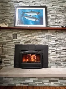 ⭐ 250 'BORD DE L'EAU RELAXANT, SPACIEUSE MAISON RÉNOVÉE AVEC 6 ACRES BOISÉES - Image 4
