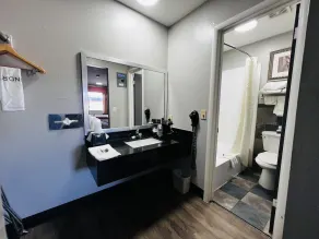 Hotel Vernon - Image 2