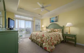 Sunset Island 39 Fountain Drive West, Unit 5A - Image 3