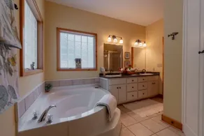 Lakeside home-minutes to Callaway Gardens, FDR Park & Impact 360 Institute - Image 3