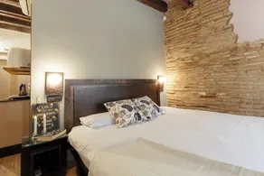 Nice and cozy studio in the city center with Wi-Fi - Image 4