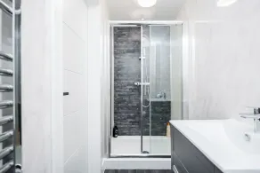 Elthorne Luxury Apartments - Uxbridge - Image 3