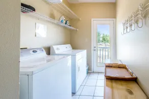 Crystal Cottage - Image 2