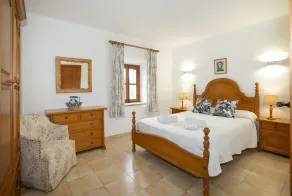 Owl Booking Villa Can Bandera - Rustic Stay - Image 5