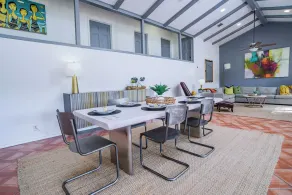 Turtle House-Pool Table-Shuffle Board-5 Bedrooms-Sleeps 12! - Image 4